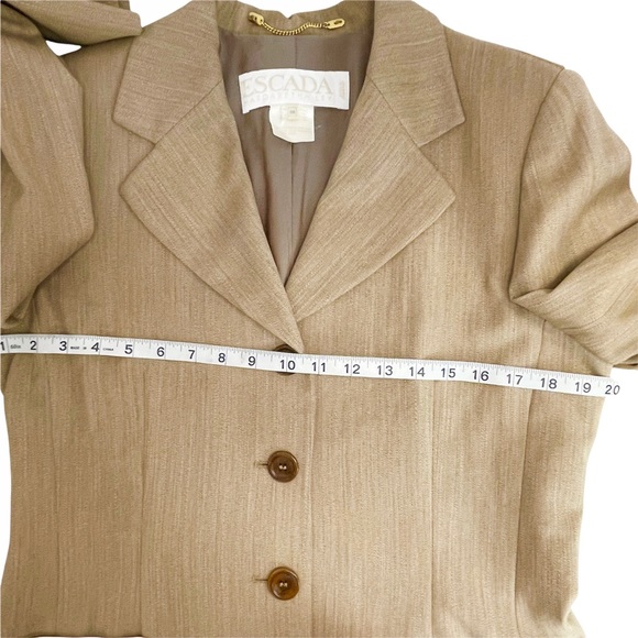 ESCADA Tan Beige Wool 2 Piece Suit Women's Size 38 - Picture 10 of 14